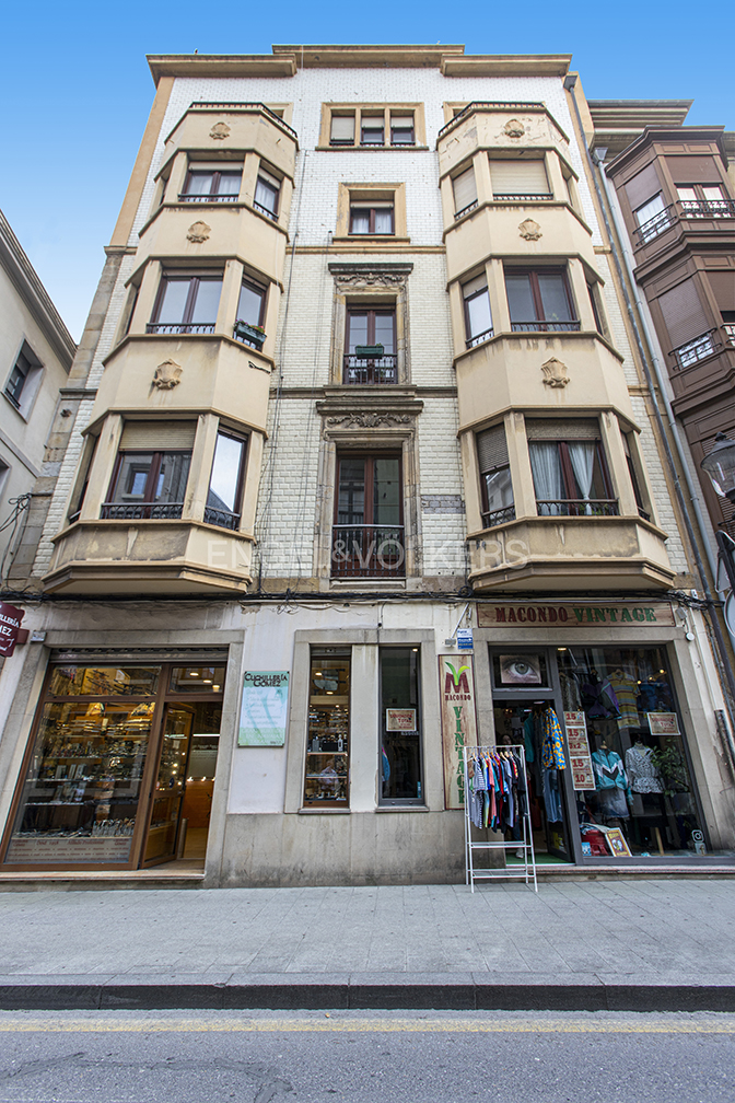 Piso en pleno centro en calle San Bernardo