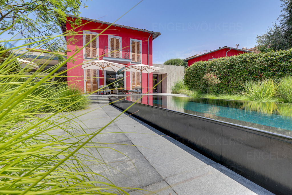 Exceptional Property in the Heart of St Jean Cap Ferrat