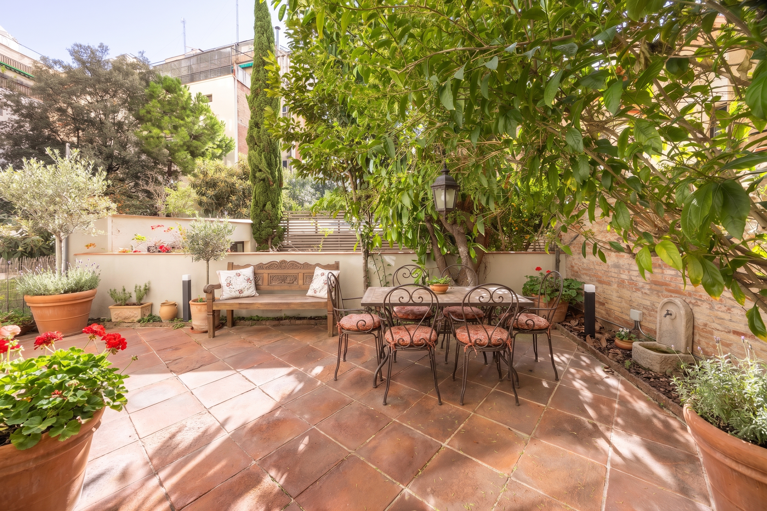 Renovated apartment with large terrace in Sant Gervasi | Putxet