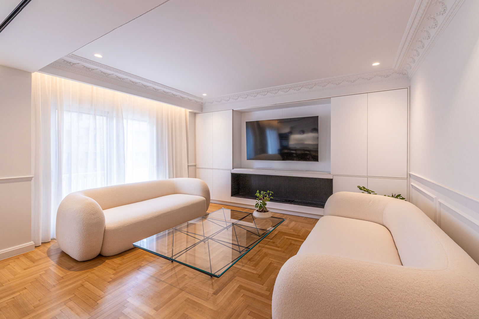 Renovated 2-bedroom apartment near Pasalimani