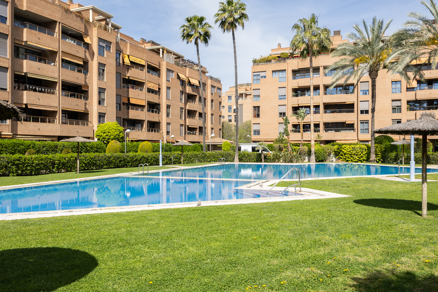 Spectacular home with garden in Sant Pau