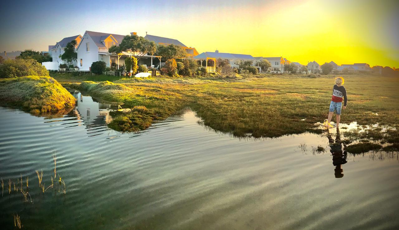 Charming Waterfront Living on Thesen Island – Fully Furnished Long-Term Rental