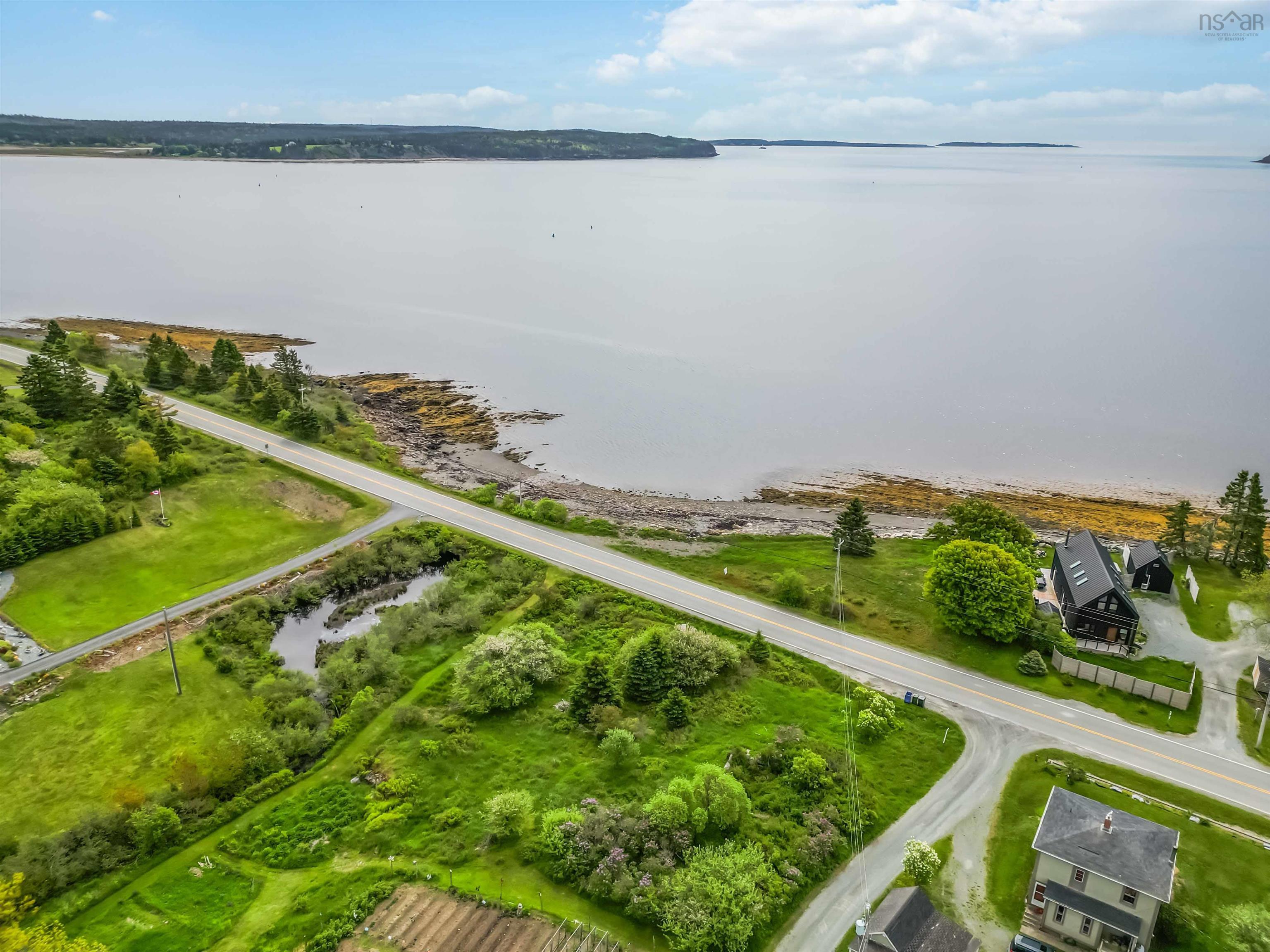 Exceptional Oceanfront Offering