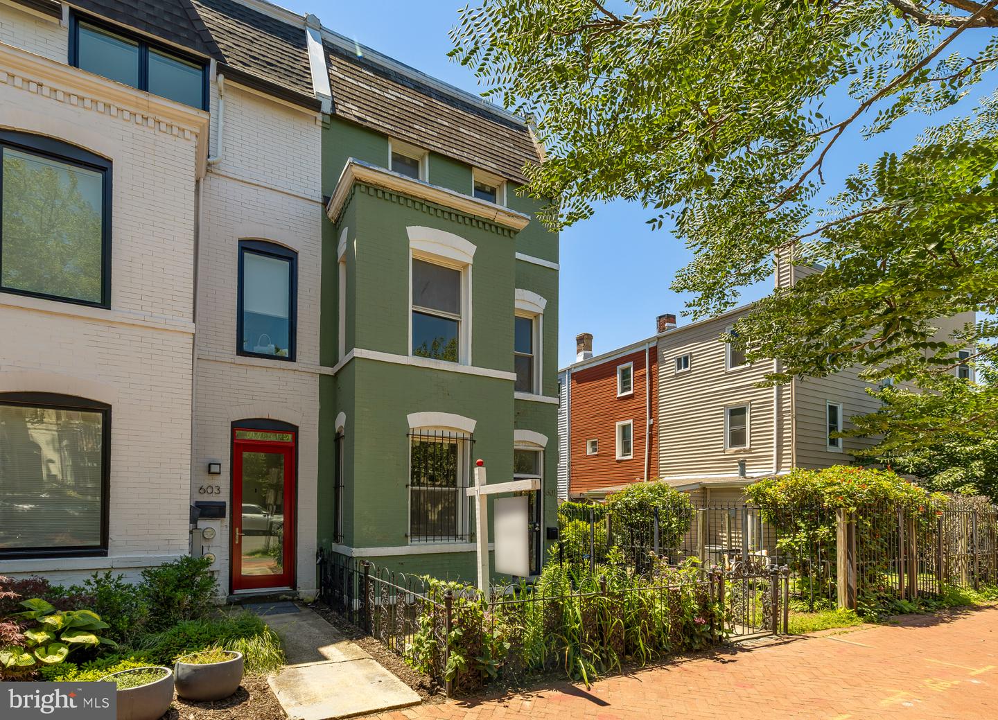 Victorian End-Unit Residence in the H Street Corridor