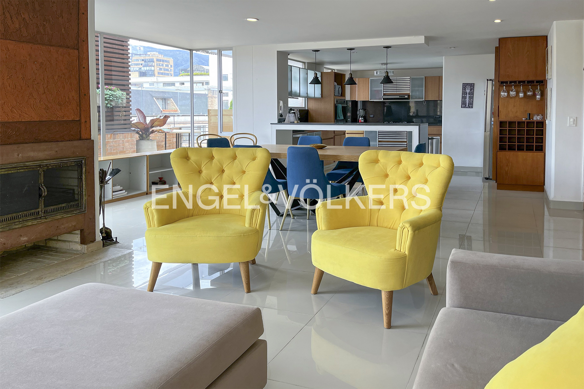 Penthouse con terraza para arriendo en Chicó Navarra