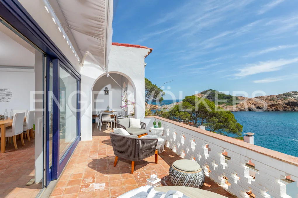Villa with stunning views of Sa Tuna's beach