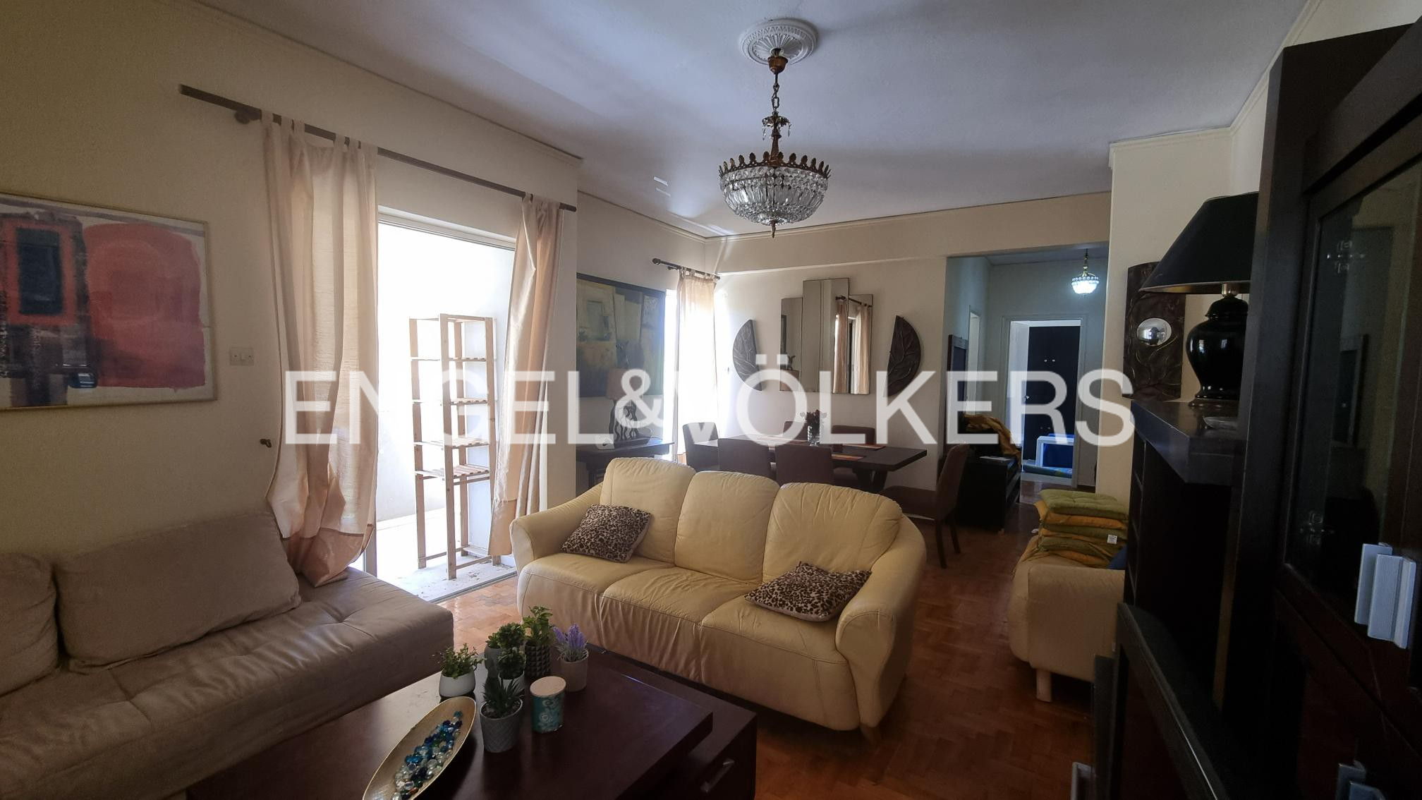 Furnished apartment in P. Faliro