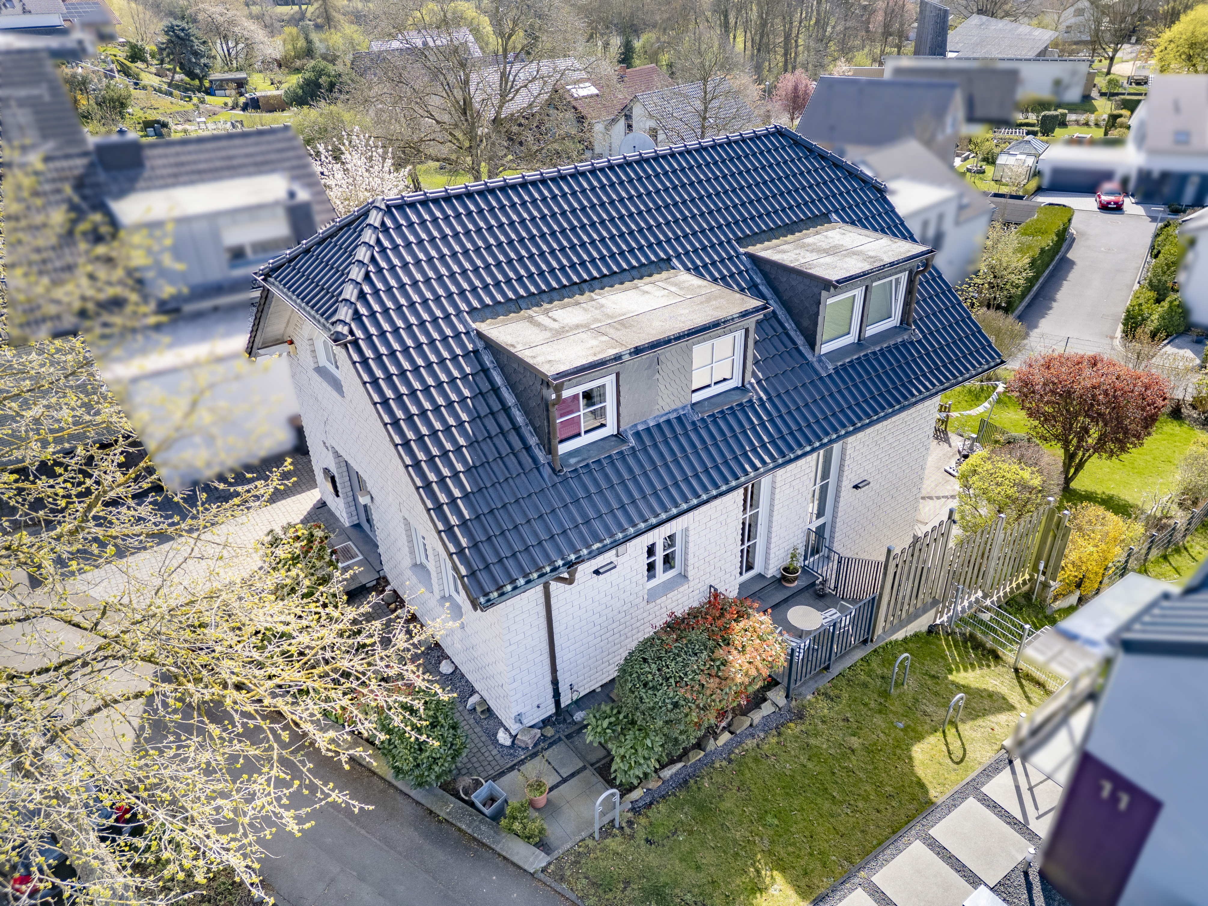 Moderne Architektur in spektakulärer Hanglage – Hochwertiges Wohnerlebnis mit Panoramablick