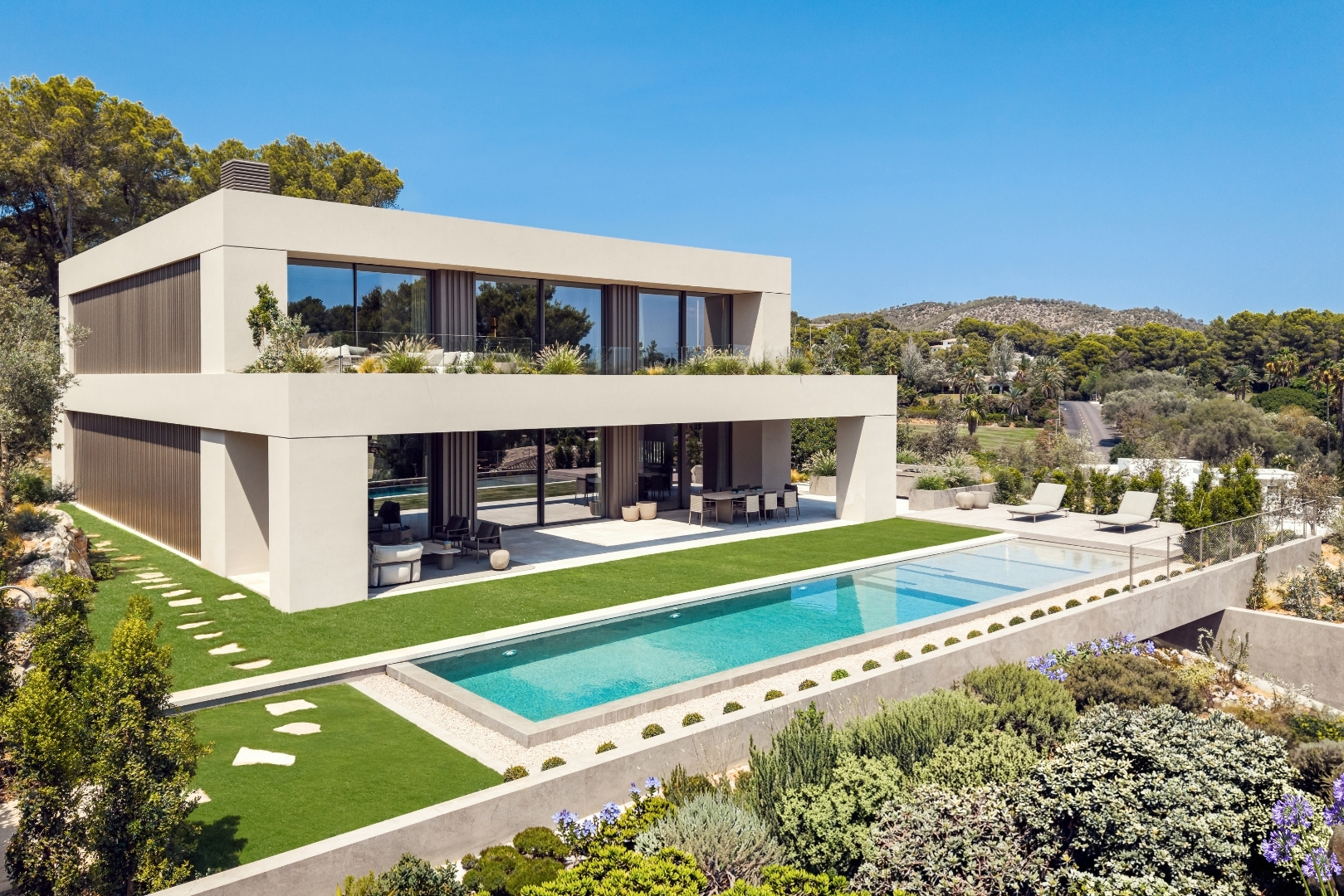 Exquisite designer villa overlooking Son Vida golf course with spa area