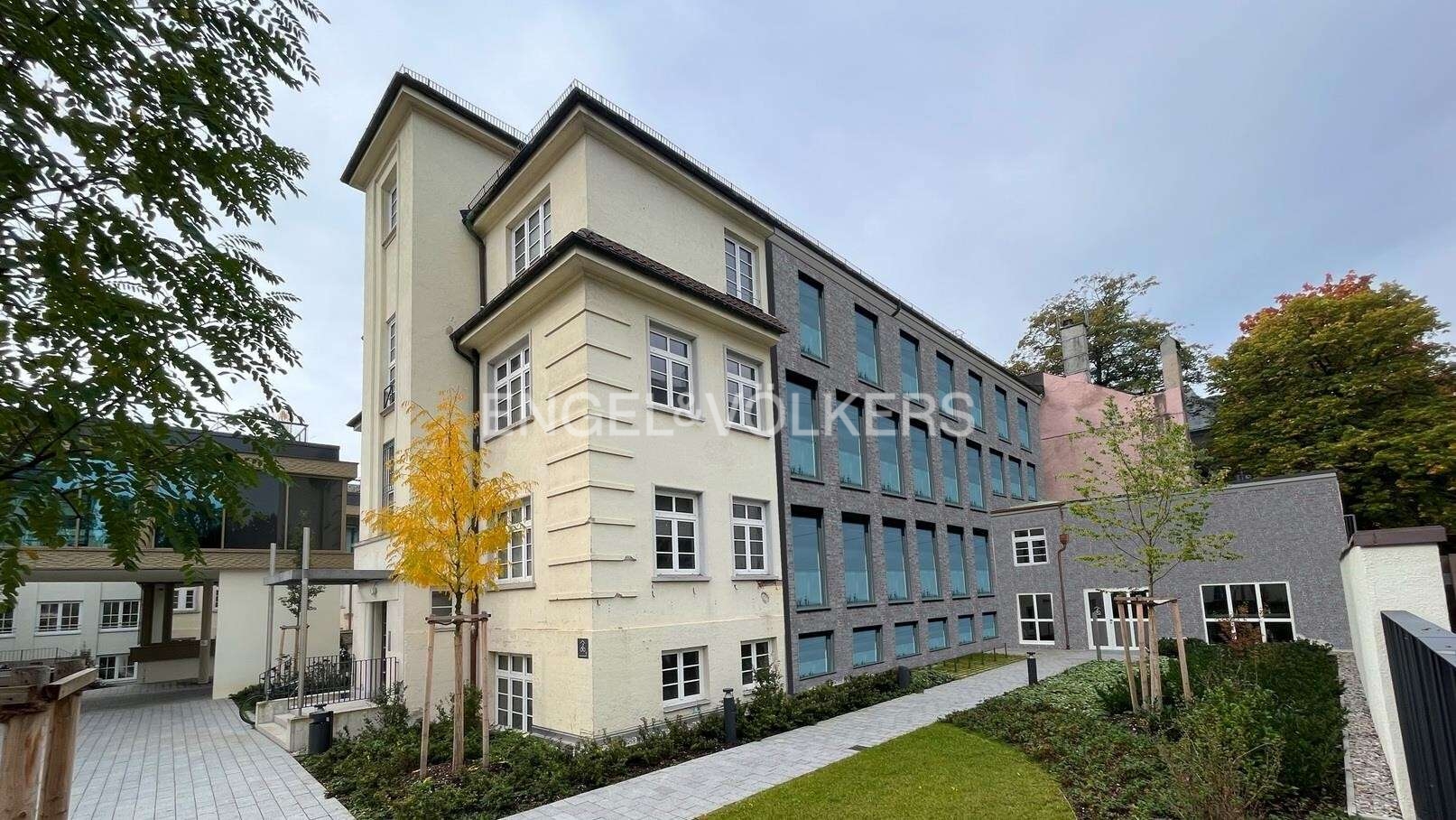 Sanierte Büroflächen nahe Universität