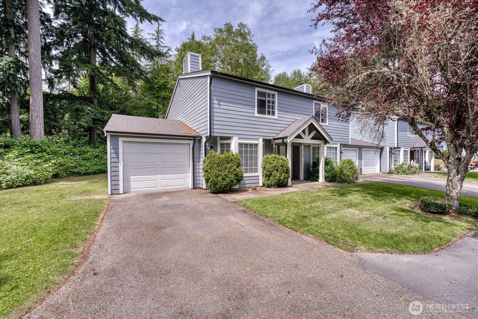 Hidden Greenbelt Townhome Near the Waterfront