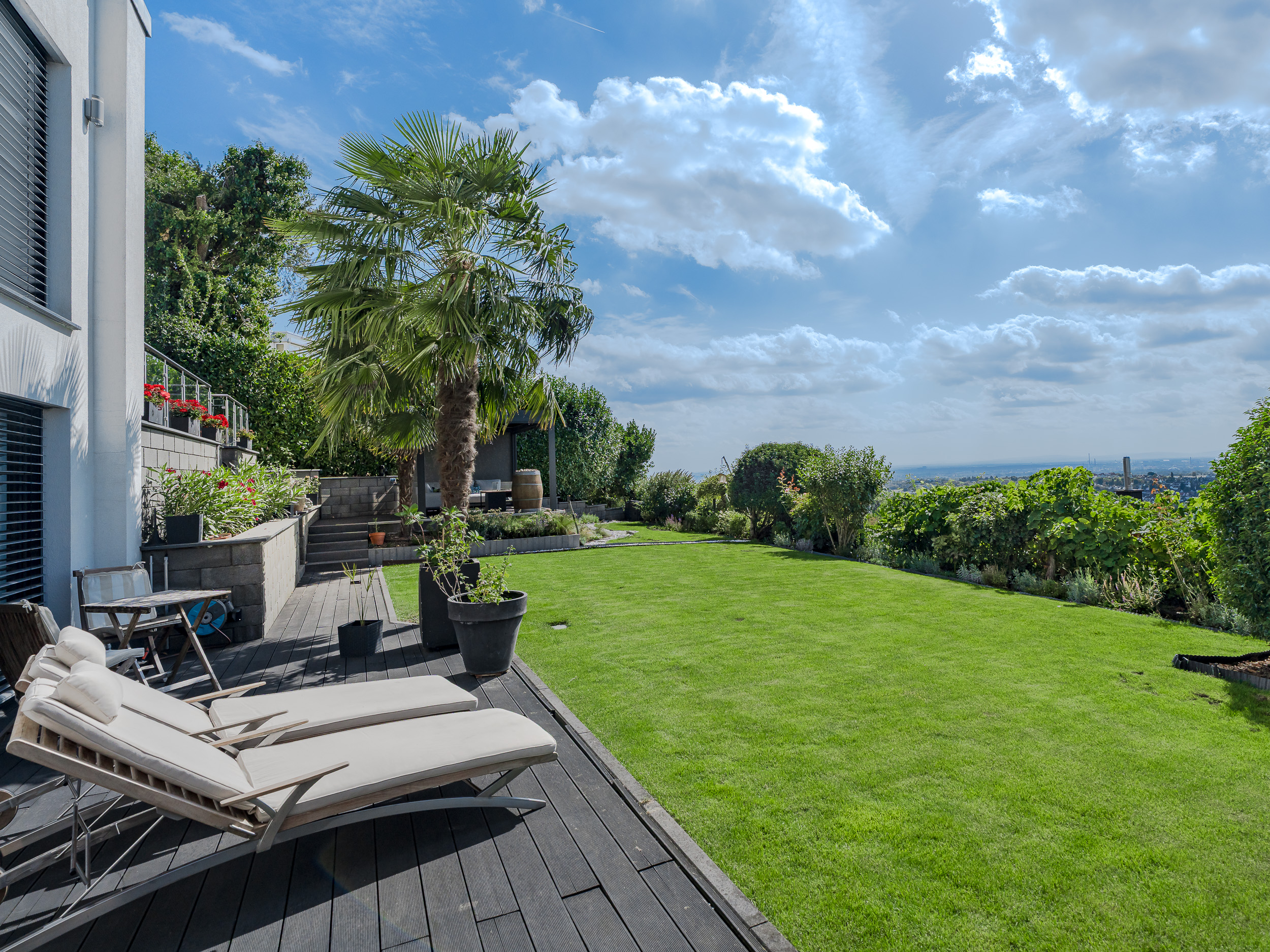 Above Bad Soden’s rooftops – exclusive living with Mediterranean flair