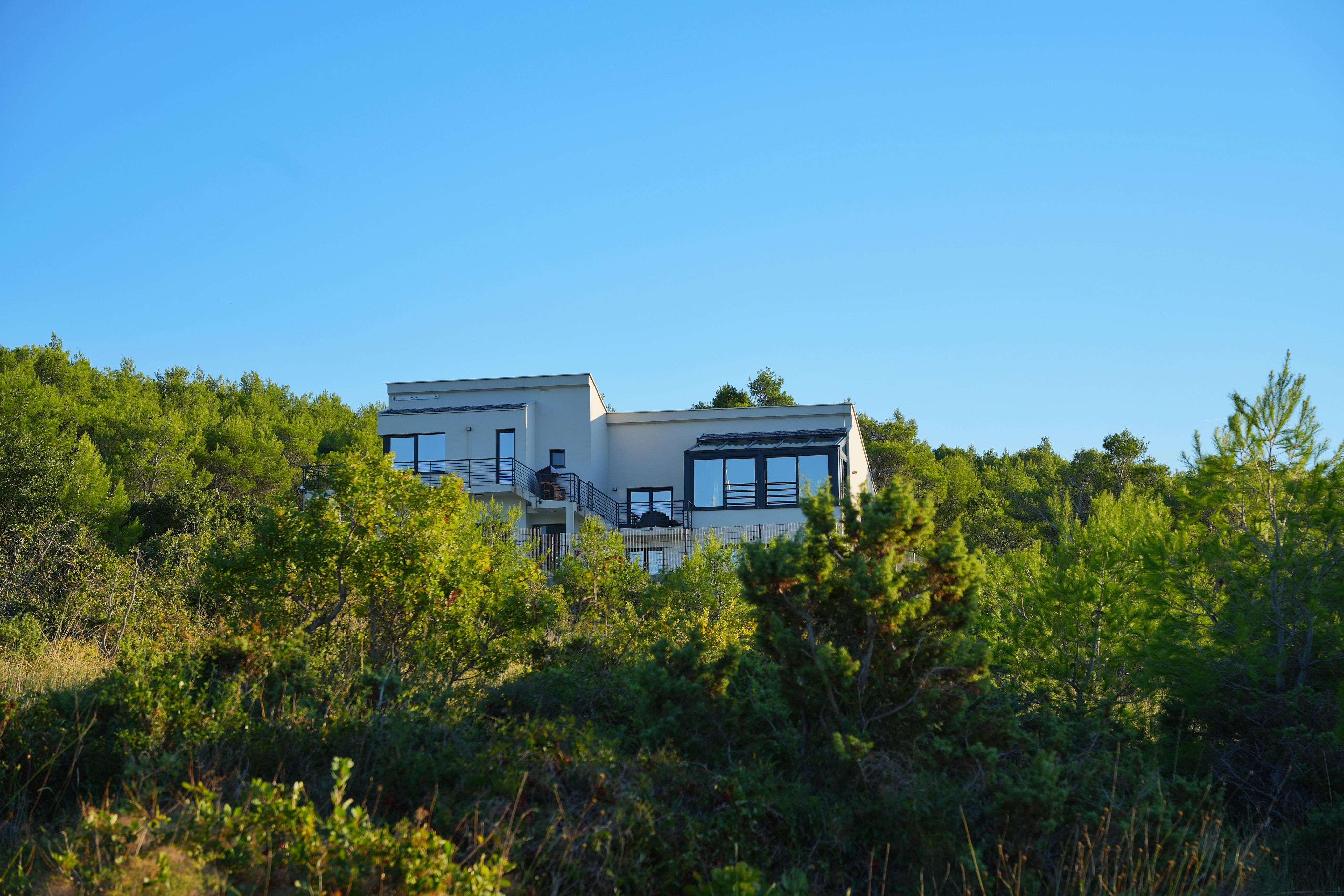 Villa Novigrad – Where Sea Meets Mountain Views