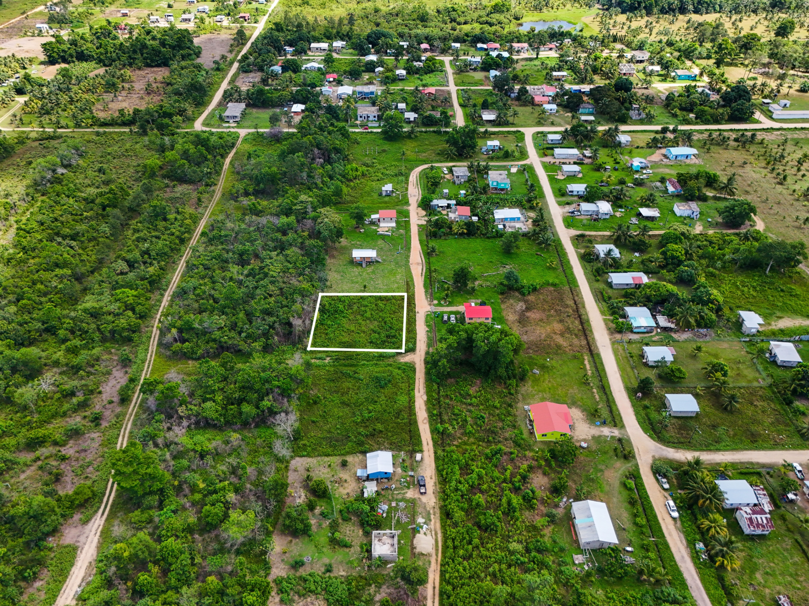 HOPE CREEK | A Well-Positioned Parcel with Possibility