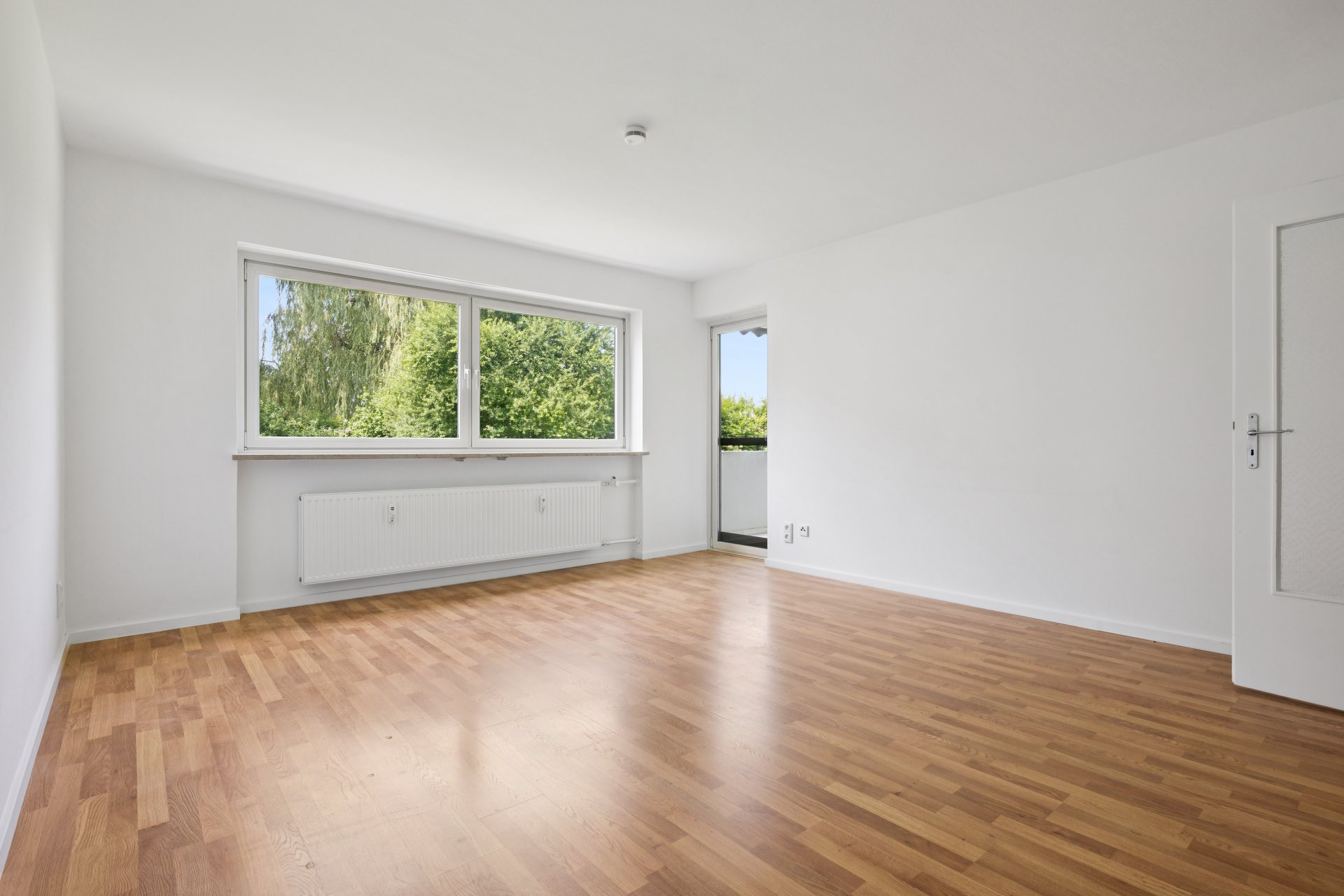 Living comfort in a quiet location – Modernized 3-room apartment with southwest-facing balcony