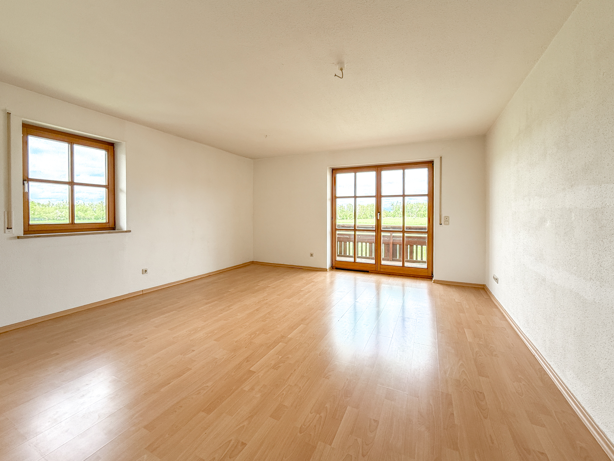 Attraktives Zuhause oder Investment – 2-Zimmer-Wohnung mit Balkon und Tiefgarage