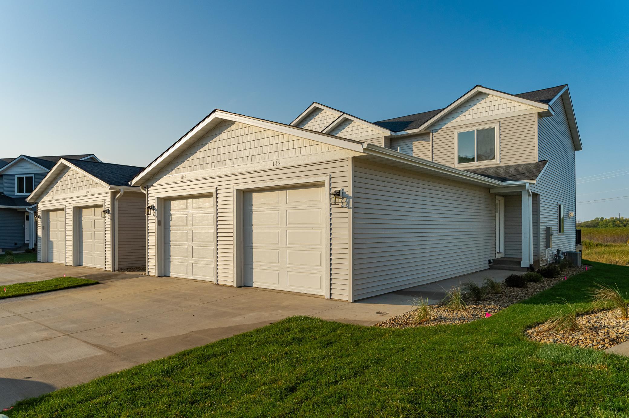 Bright Century Village End-Unit: Finished Lower Level