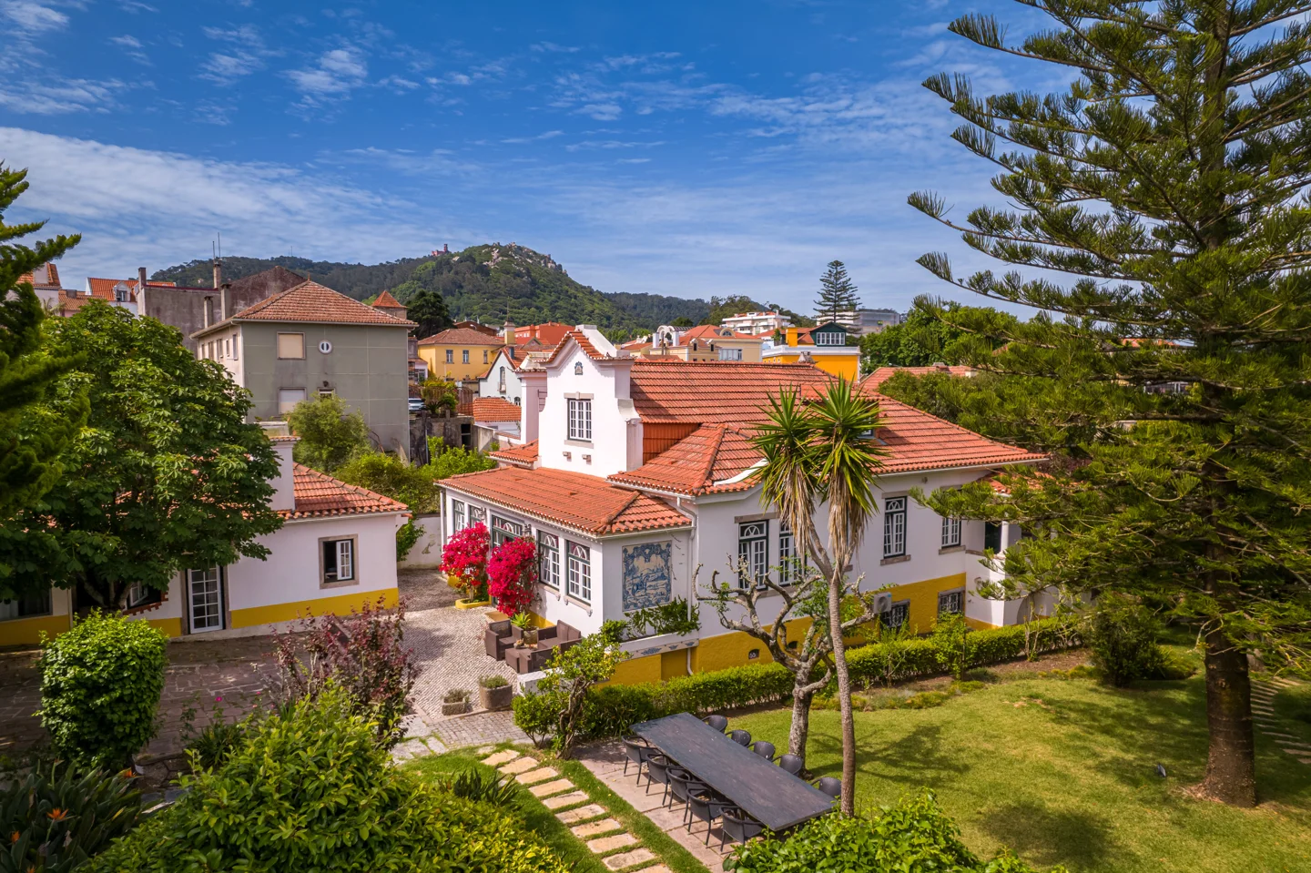 15 Room Boutique Hotel with Pool, Spa, Restaurant & more in the Heart of Sintra