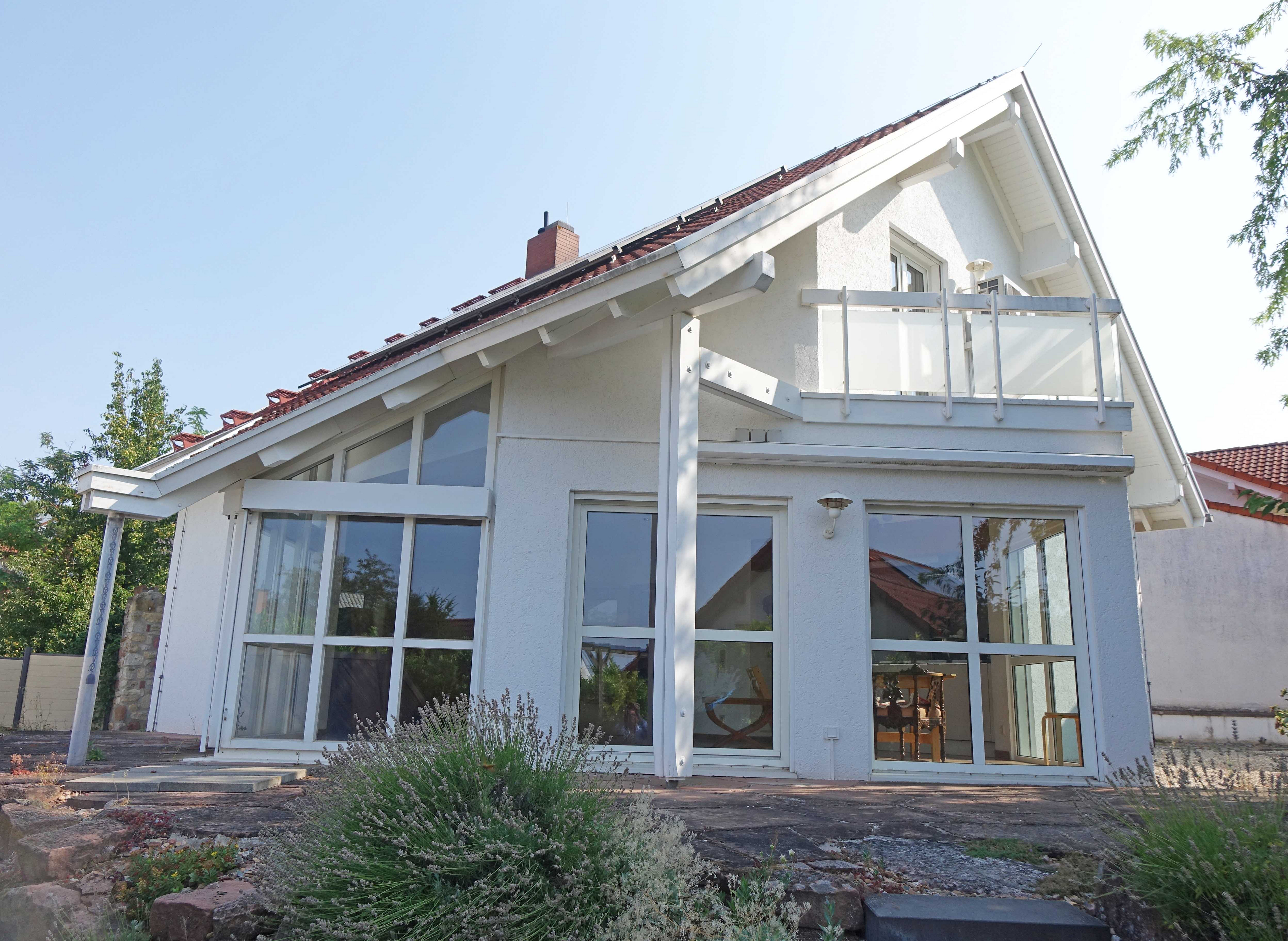 Charmantes Einfamilienhaus mit Ausblick