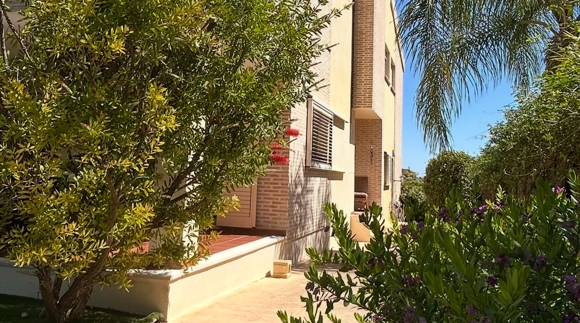 Acogedor chalet con bonitas vistas en Torre en Conill