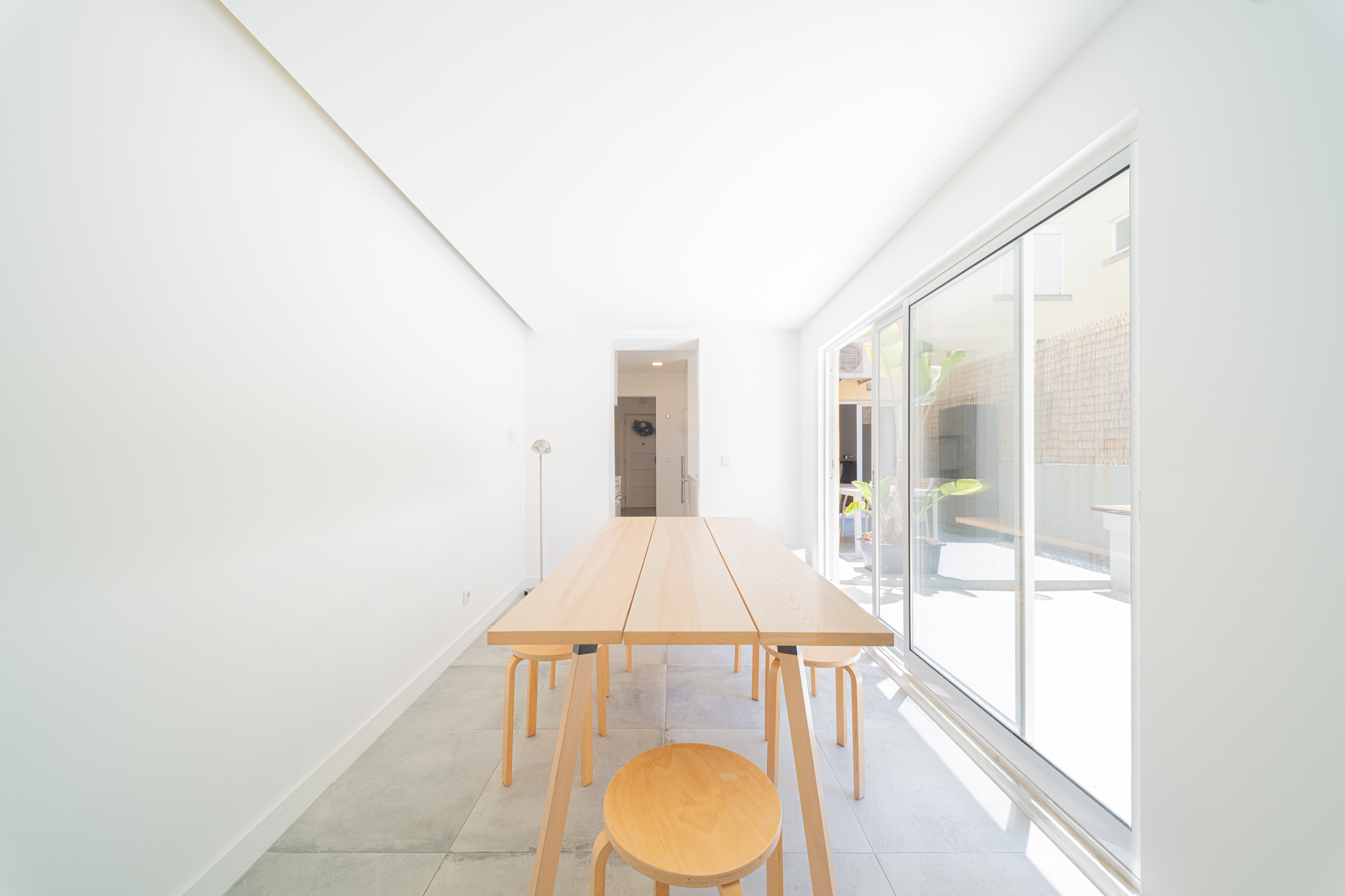 Charmante 3-Zimmer-Wohnung mit 43 m² großer privater Terrasse und AL-Lizenz in Graça