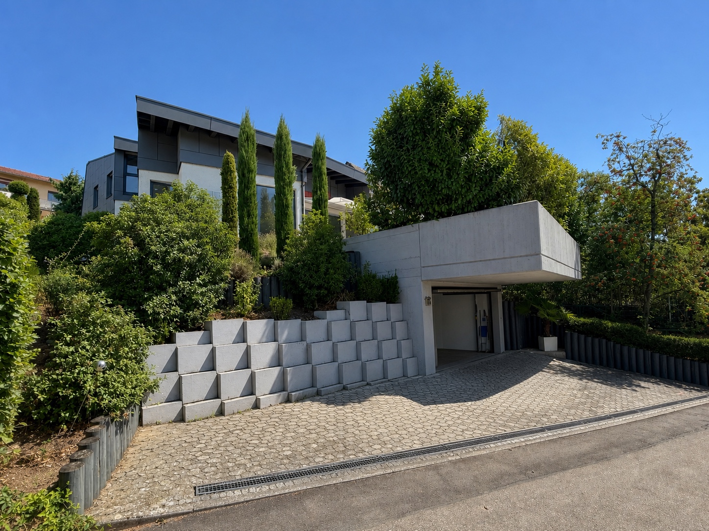 Preisgekrönte Villa mit Wellnessbereich, Sauna und Panoramablick über Waiblingen!