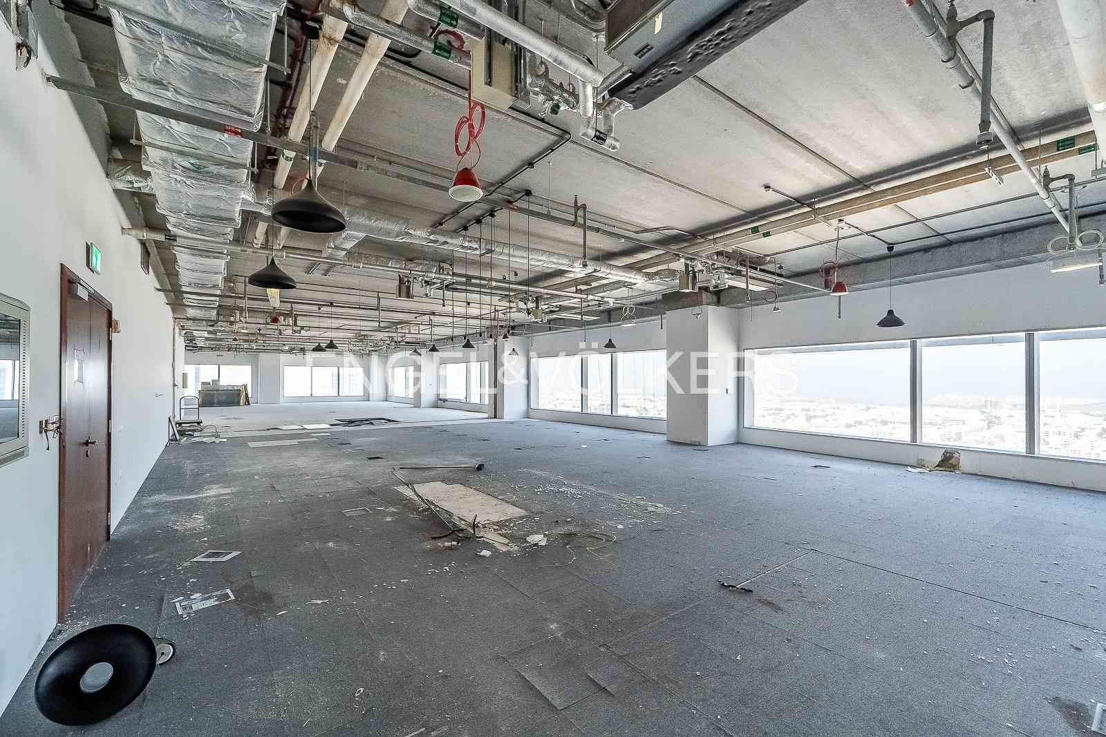 Panoramic Views | Top Location | Rare Unit