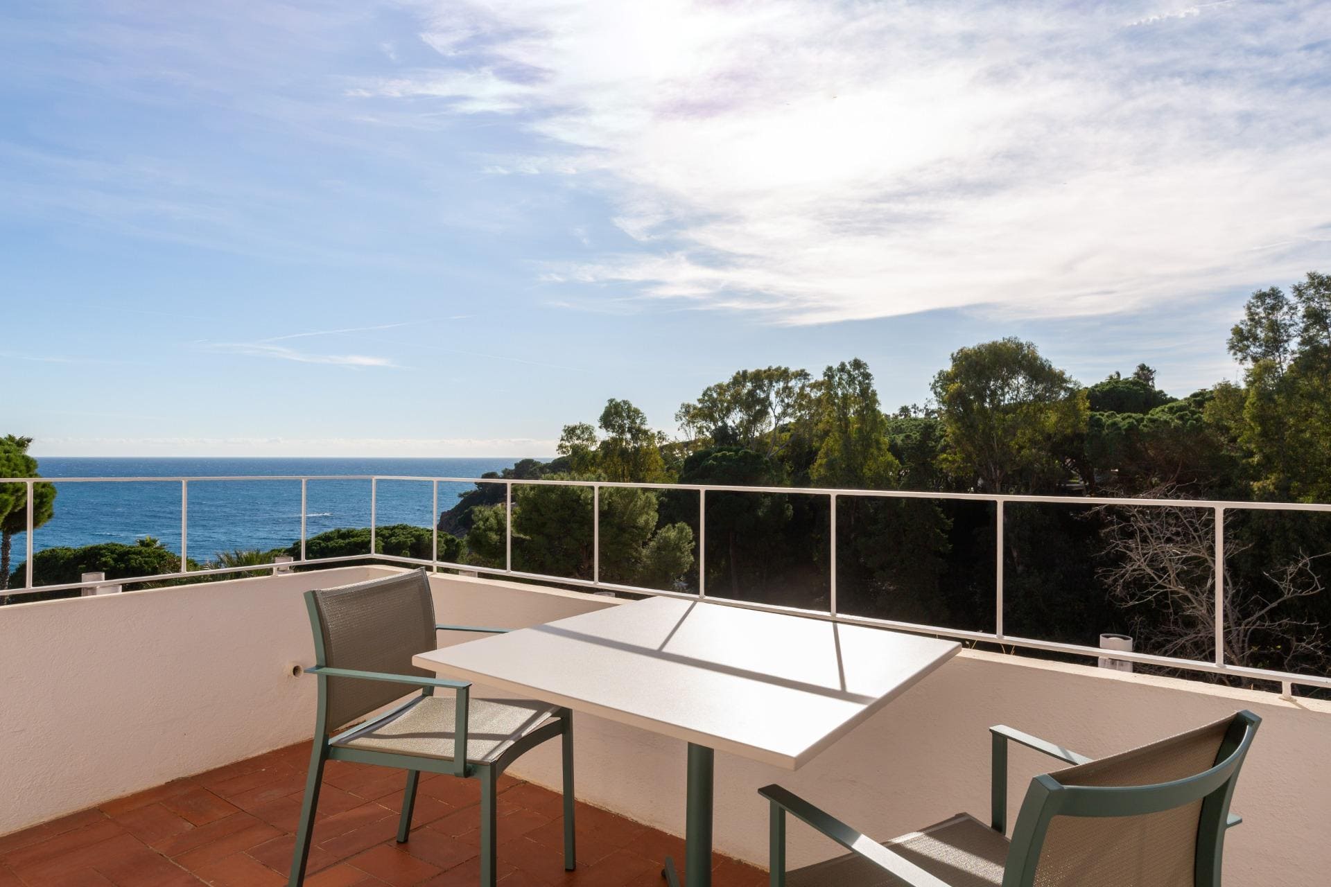 Grand appartement rénové avec vue sur la mer à Cala Sant Francesc