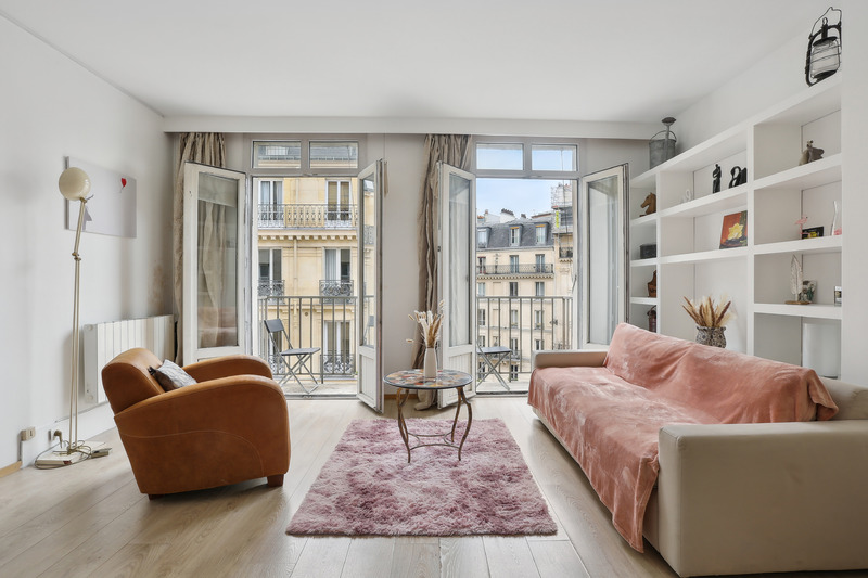 Grand studio lumineux avec balcons - Cardinal Lemoine