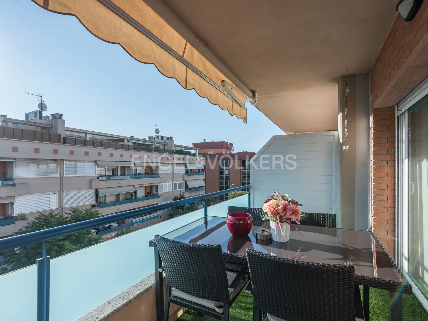 FANTASTIC DÚPLEX PENTHOUSE WITH TERRACE IN THE HEART OF SANT JUST DESVERN