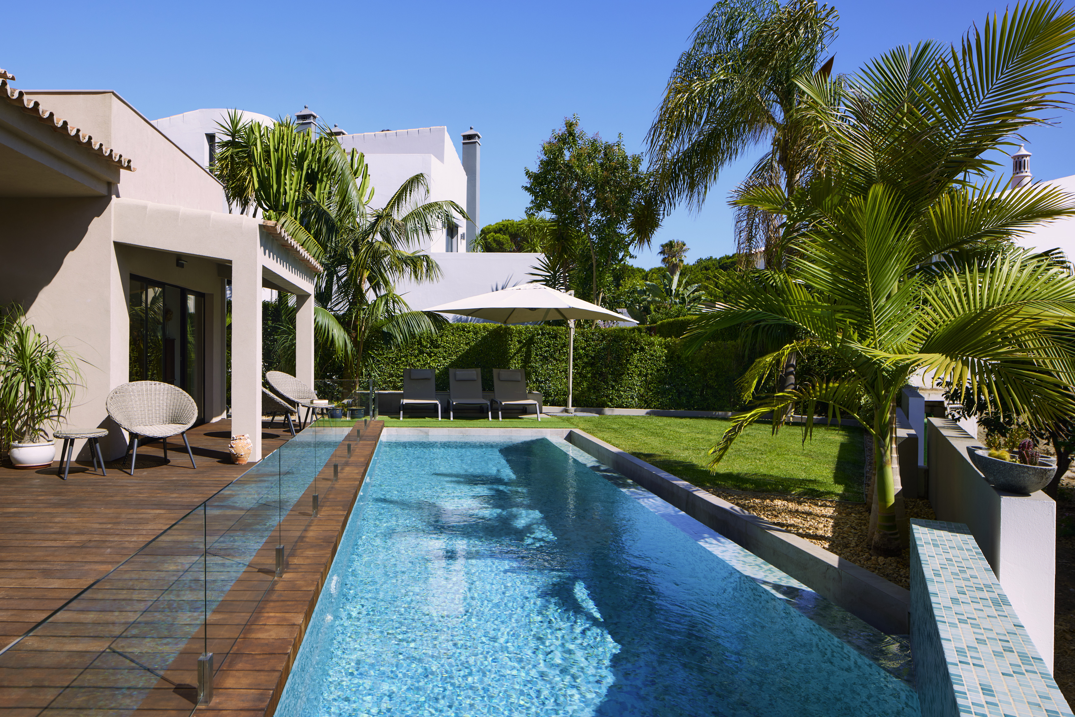 Unabhängiges Haus mit 2 Etagen und Pool in Vilamoura