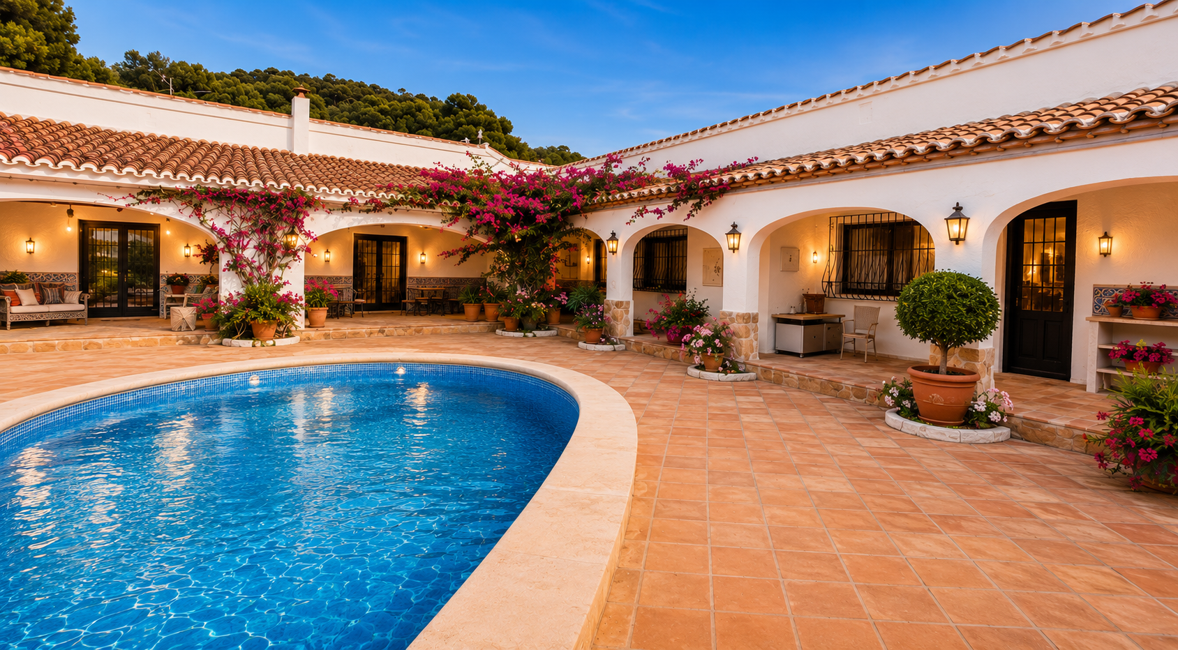 Exclusive Andalusian Hacienda Estate with Panoramic Valley Views