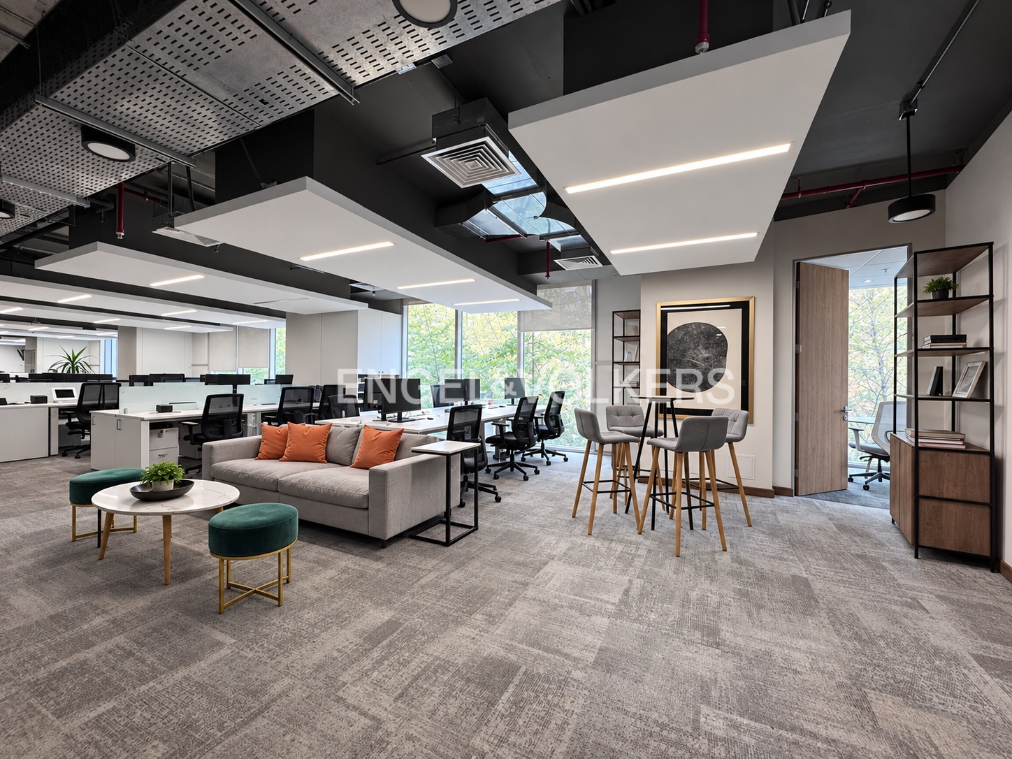 Oficina amoblada en arriendo Nueva Las Condes 410 m2