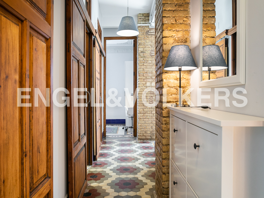 Modern apartment in "Plaza Mossen Sorell"