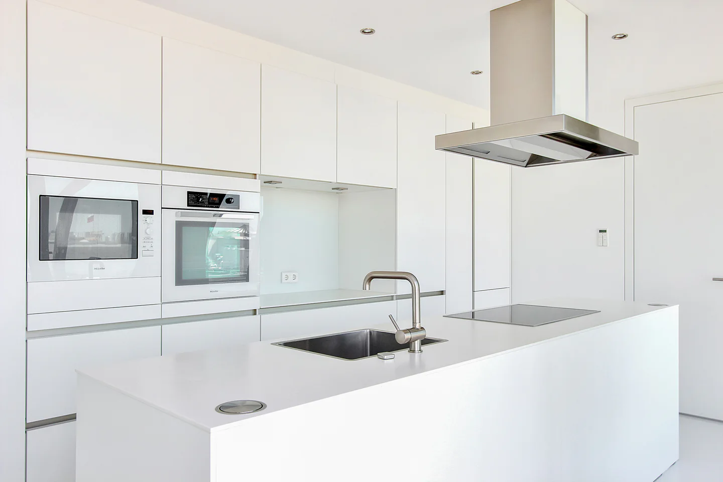 Über den Dächern der Friedrichstadt: Weitläufiges Penthouse im Upper Eastside Berlin - Foto 1