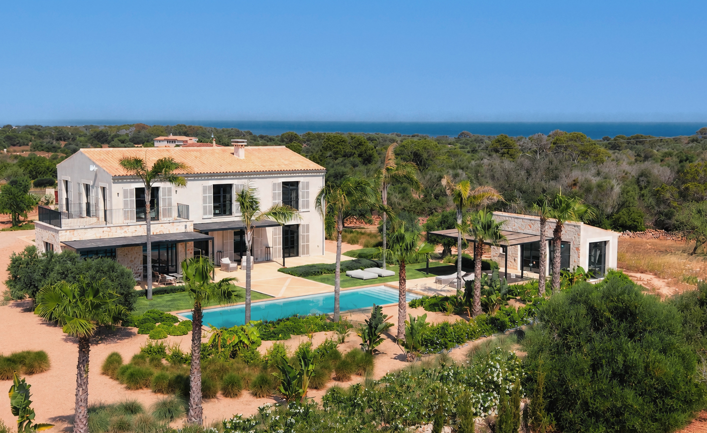 Spacious new build finca near Porto Colom