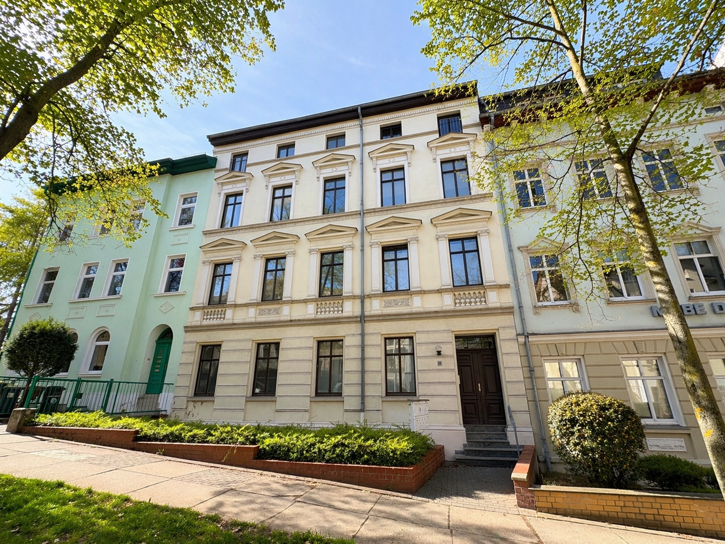 Gera Debschwitz in voller Pracht - Charmante 2-Raum-Wohnung mit Einbauküche am Ferberturm