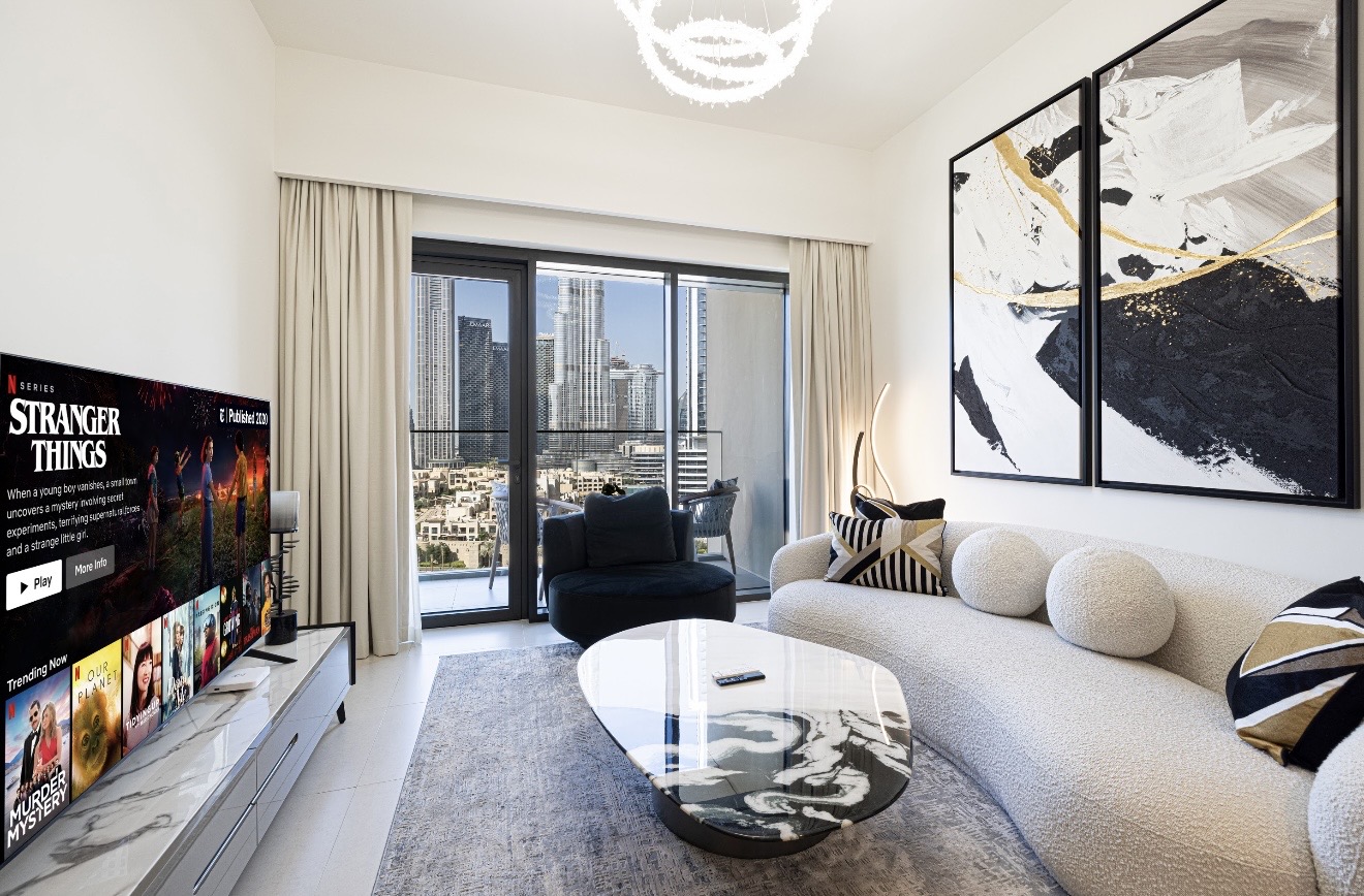 Burj Khalifa View | Fully Furnished I Vacant