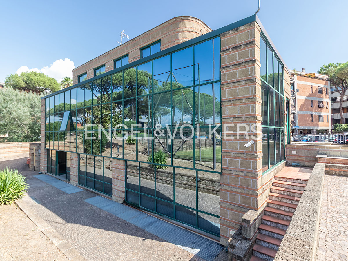 Head office in the Anagnina area
