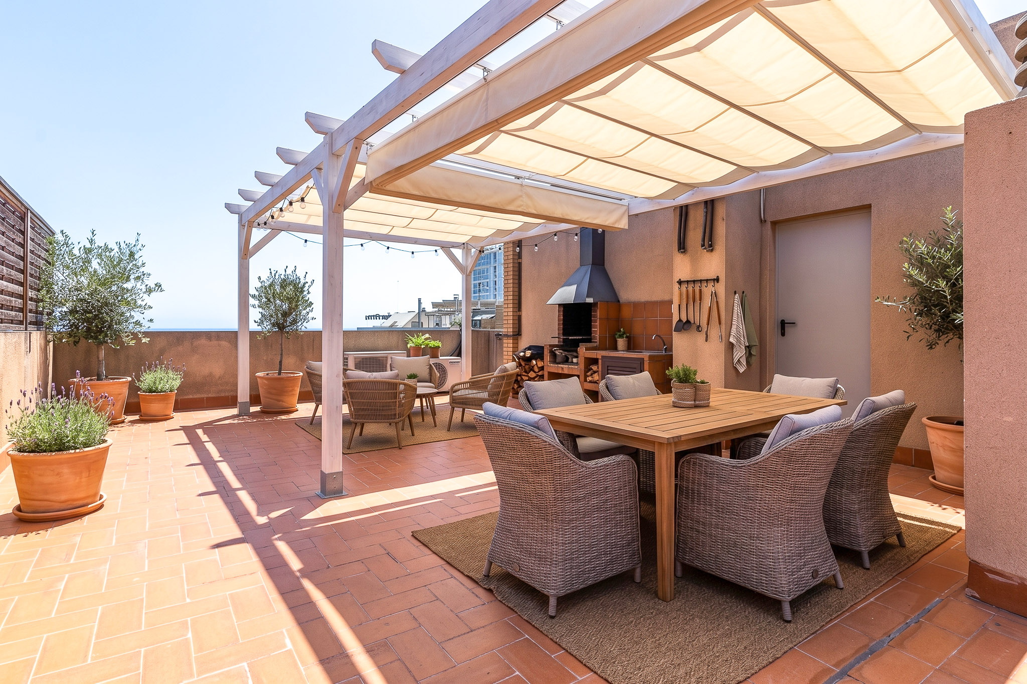 Fantastic penthouse with terrace and sea view [KI-modifiziert]