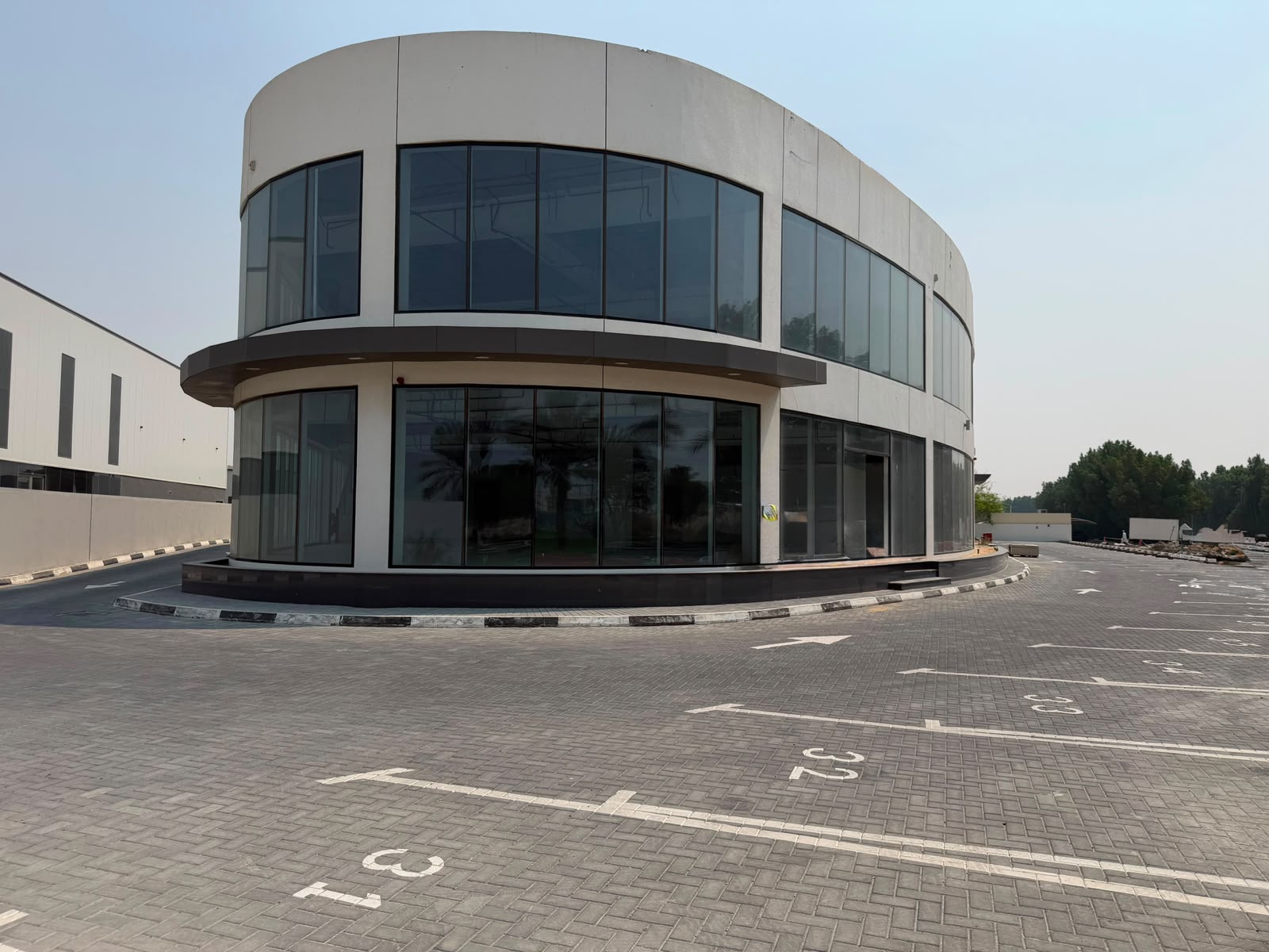 Strategic Location | Premium Showroom