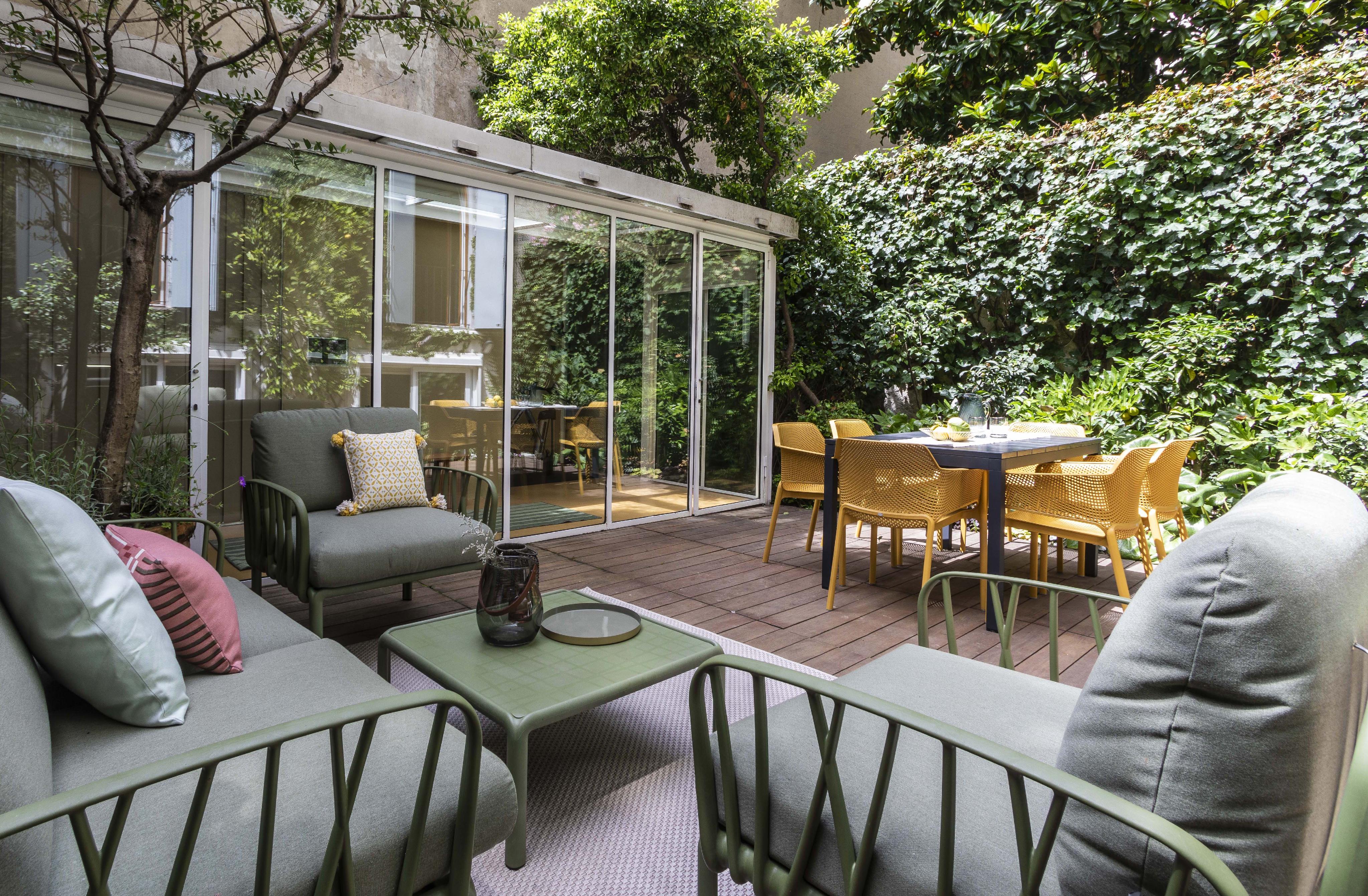 Home with private garden in via Serafino dell'Uomo