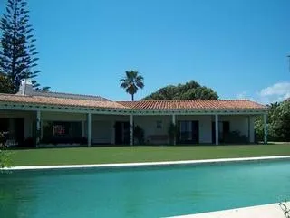 Villa with views in Paseo del Parque