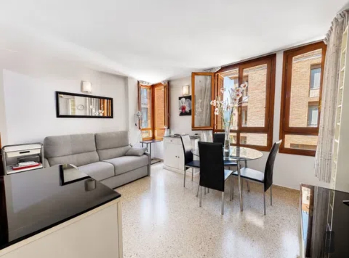 Seaside Street apartment