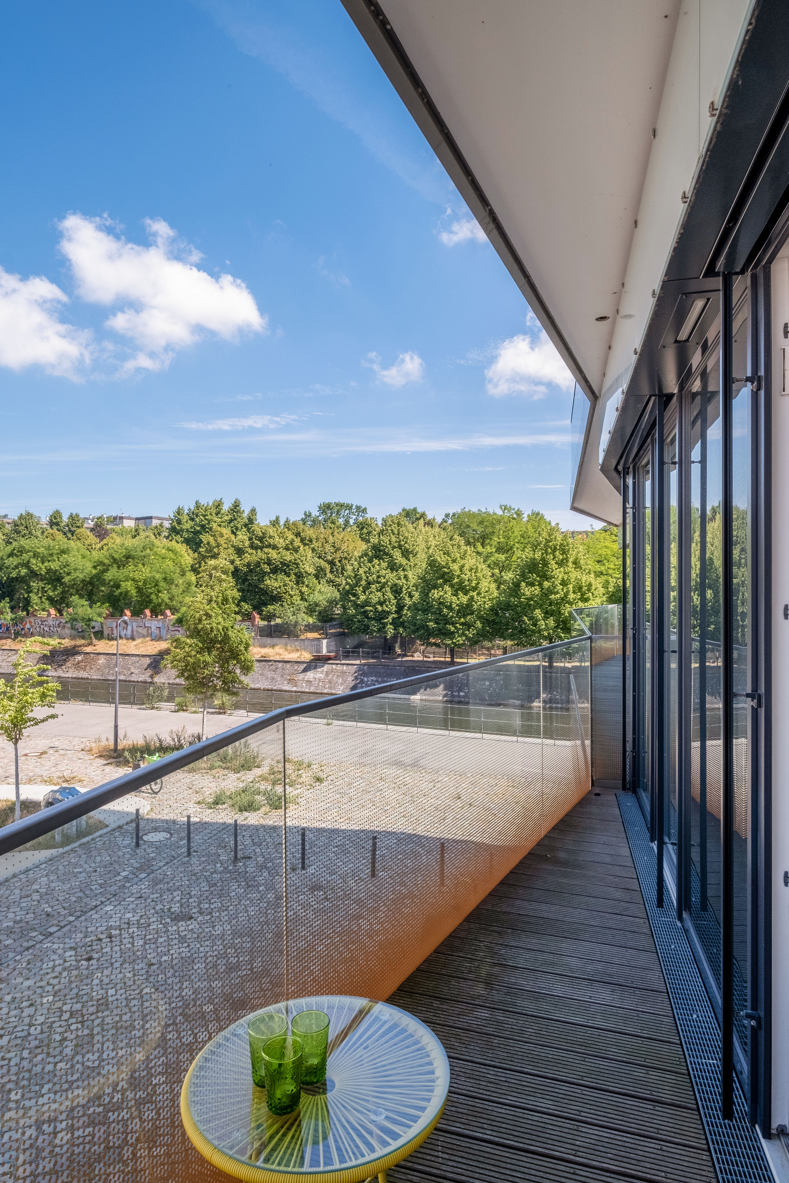 Zwischen Kunstcampus und Spree: Wohnen am Wasser in der Europacity