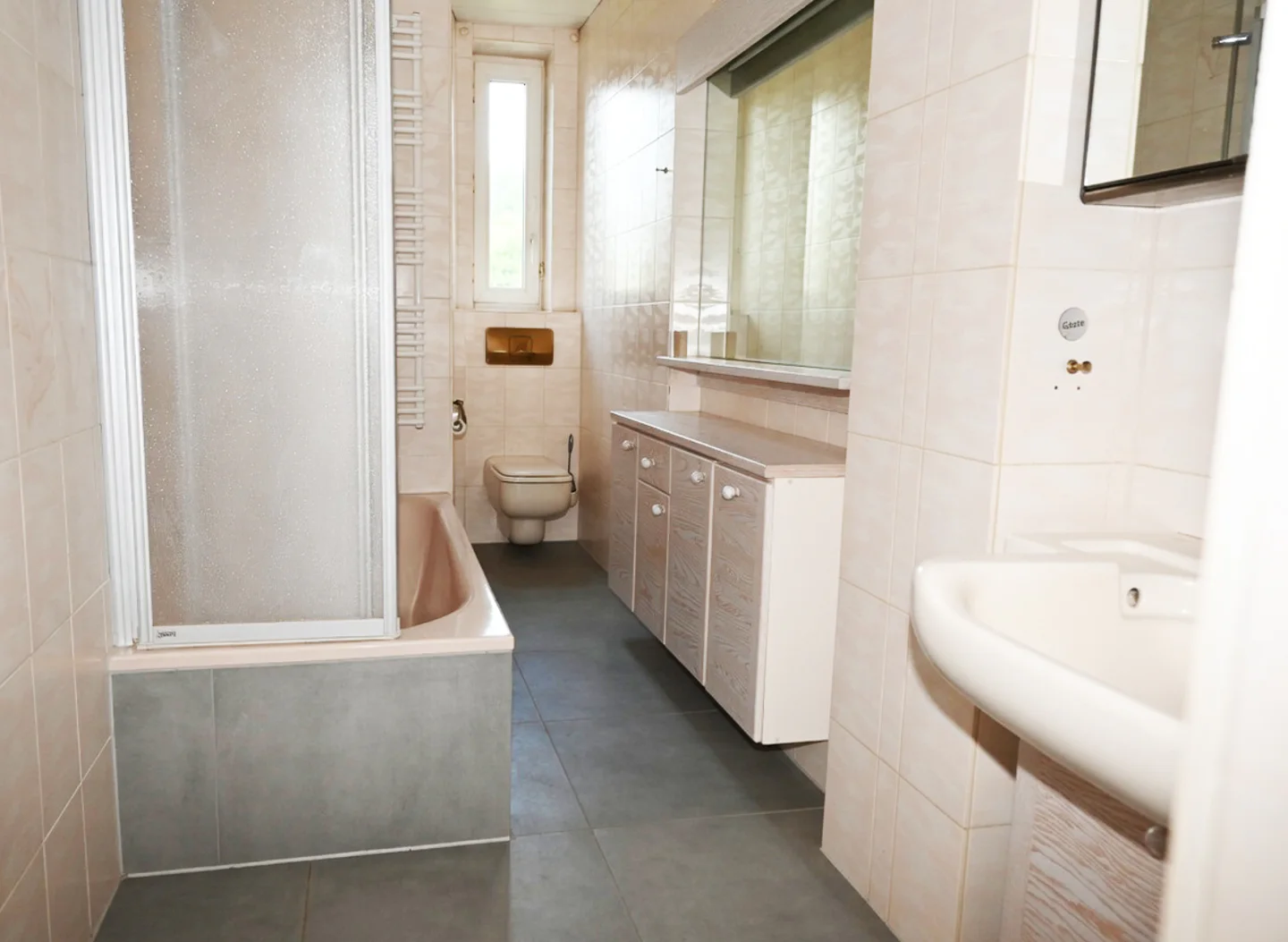 Altbau-Liebe mit Charme und zentraler Lage? - Photo 2