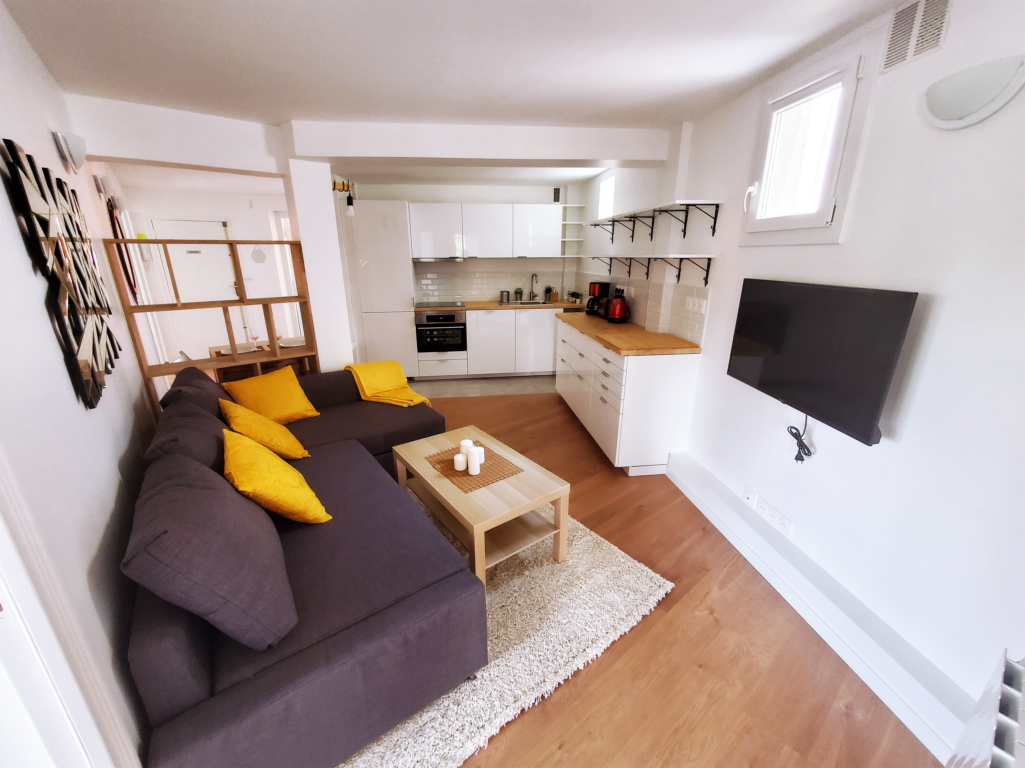 Romainville: 5-bedroom apartment in shared accommodation
