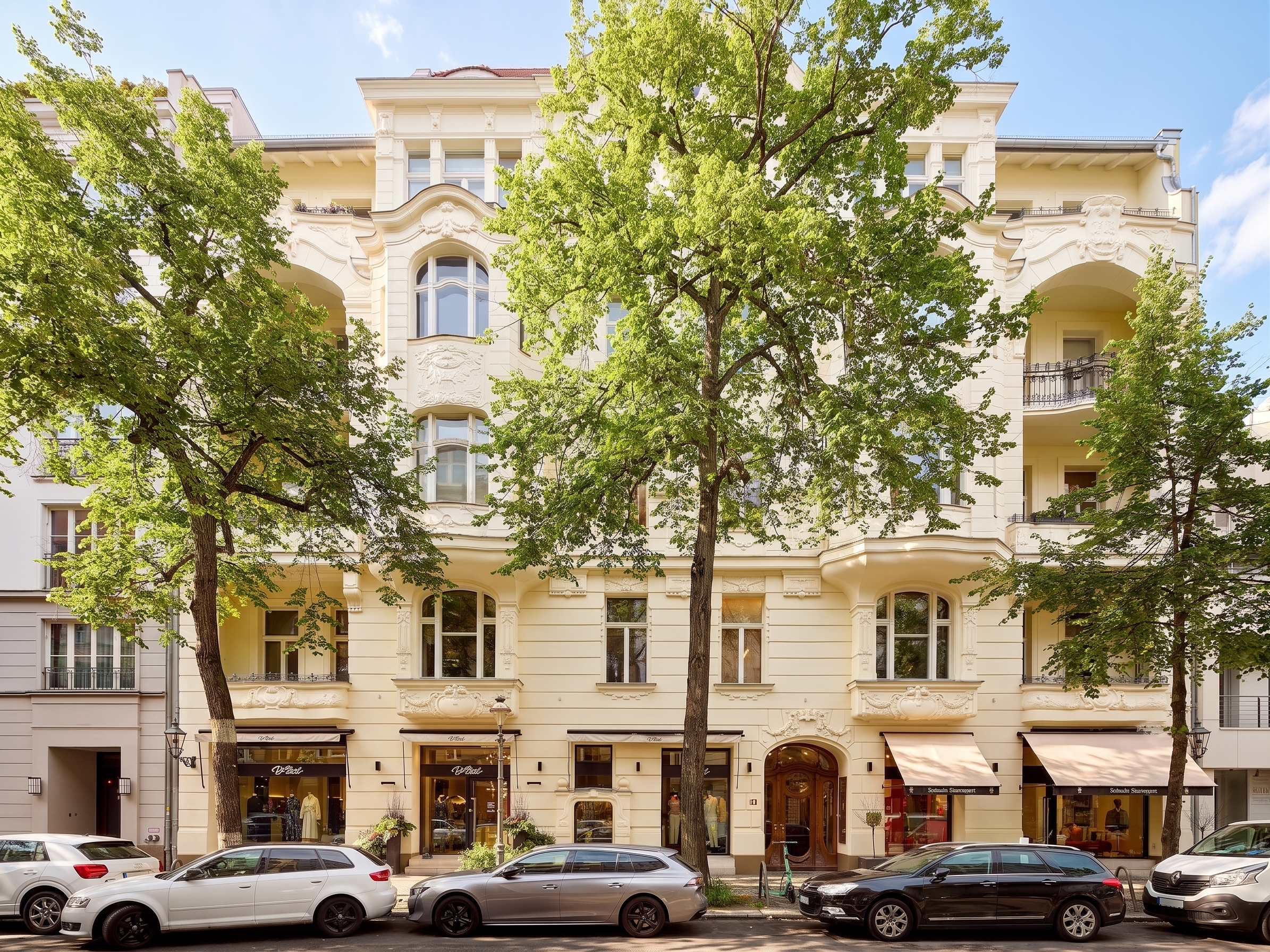 Top sanierte, herrschaftliche Altbauwohnung aus der Gründerzeit mit 7 Zimmern direkt am Ku'Damm