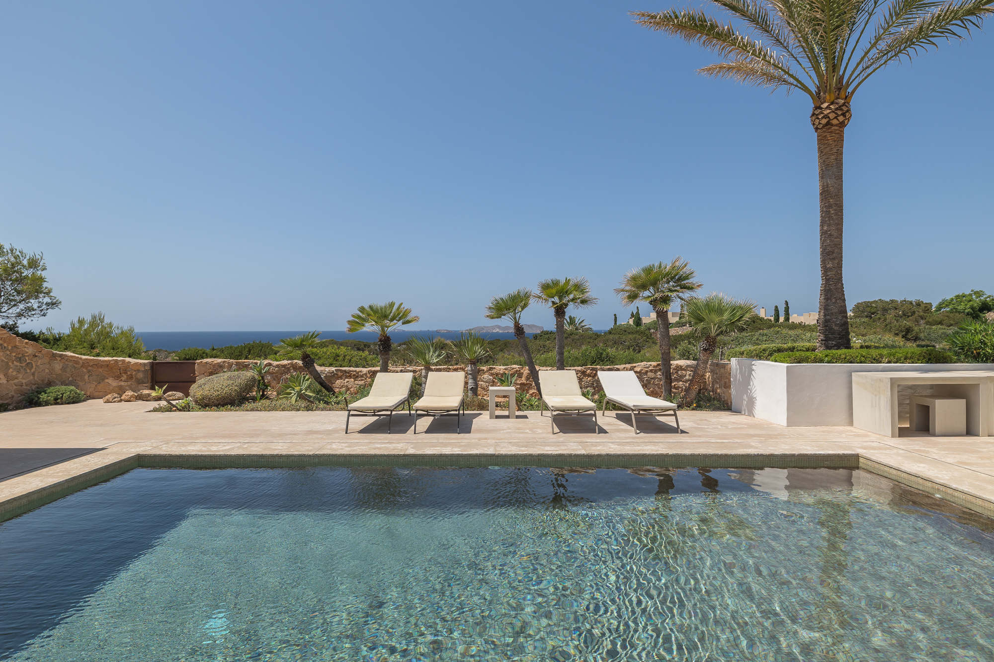 Contemporary villa with sea and sunset views