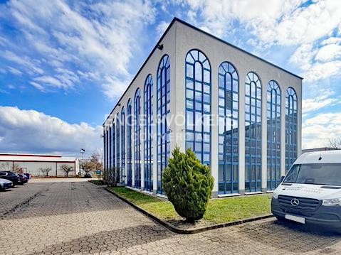 Entwicklungsgrundstück mit Bürogebäude in Ahrensfelde (bei Berlin